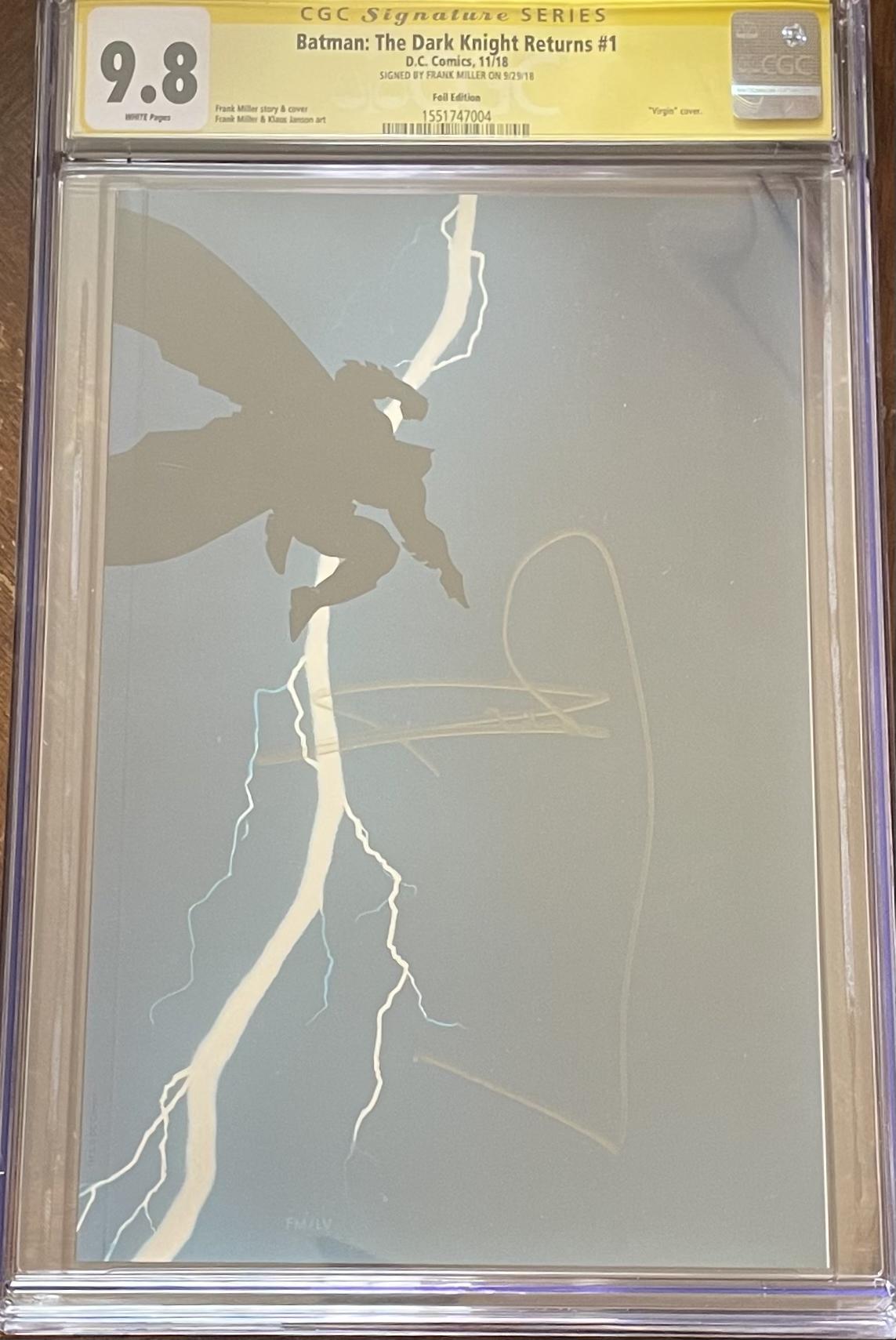 BATMAN: THE DARK KNIGHT RETURNS Front Cover